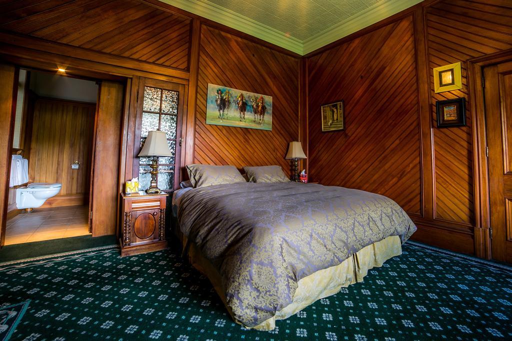Shady Rest Bed & Breakfast Такака Номер фото